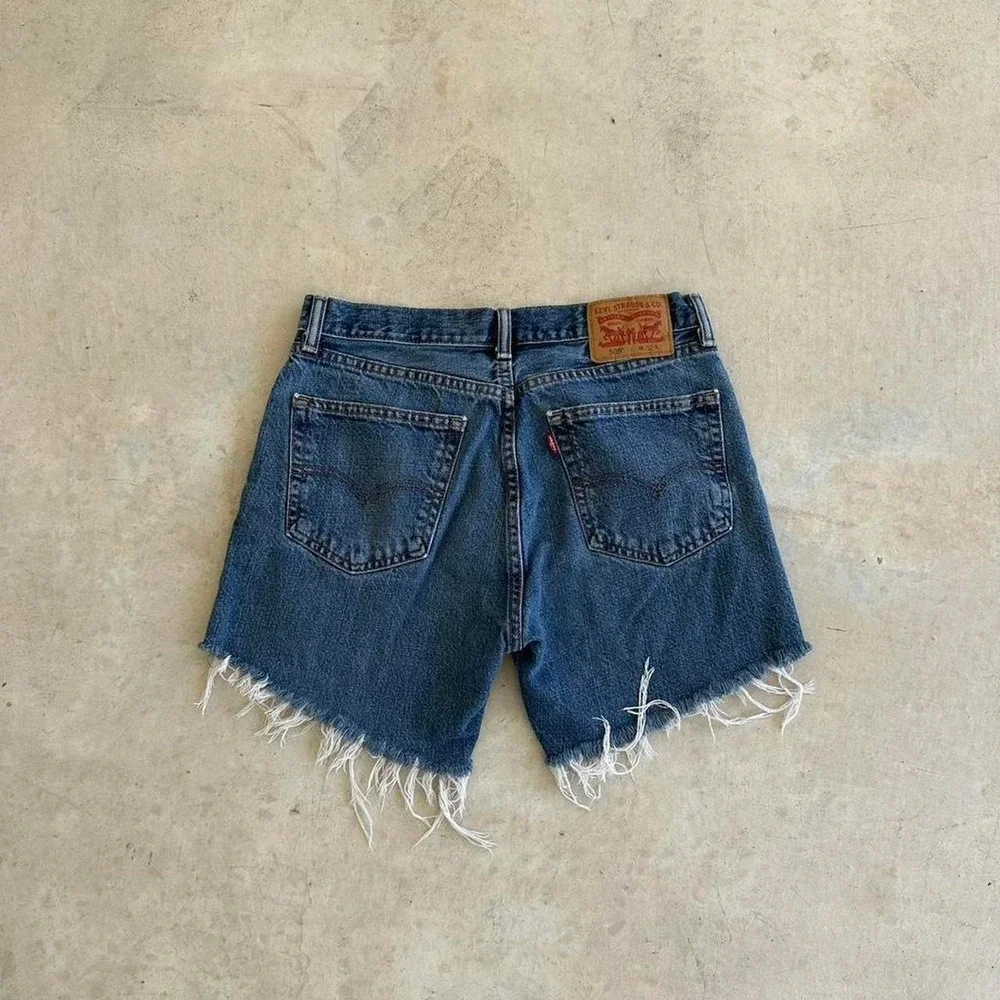 Vintage Levi's Denim Shorts Size 32